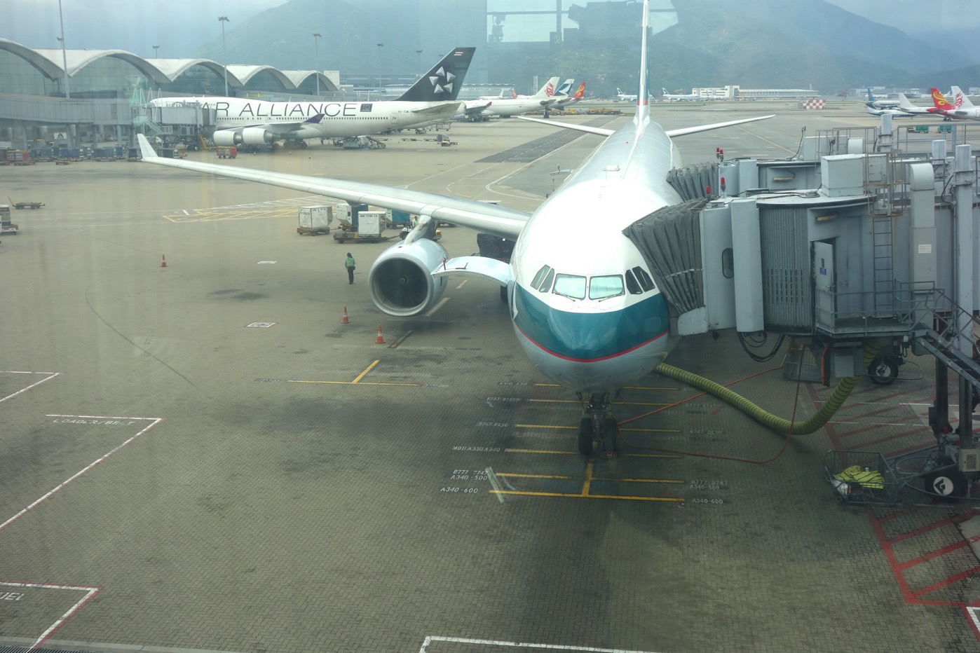 キャセイ A330-300