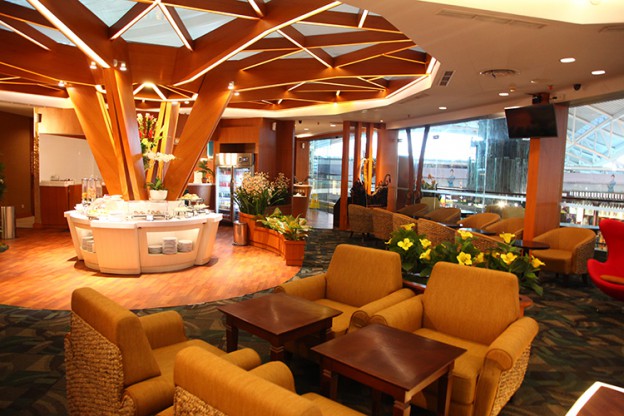 ングラライ国際空港(デンパサール国際空港) PREMIER LOUNGE