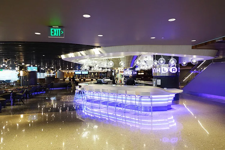 ロサンゼルス空港(LAX)one worldラウンジ30