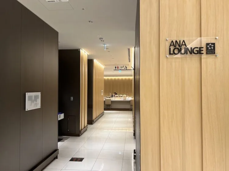 ▲那覇空港「ANA LOUNGE」