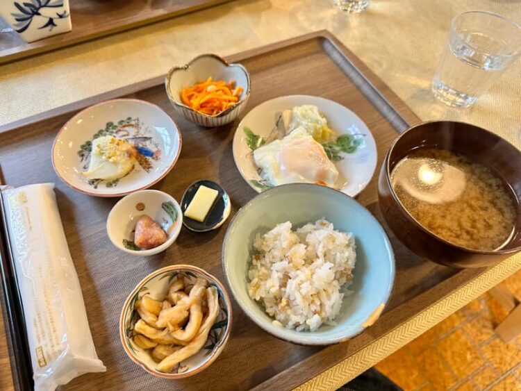 糠平温泉　中村屋　朝食